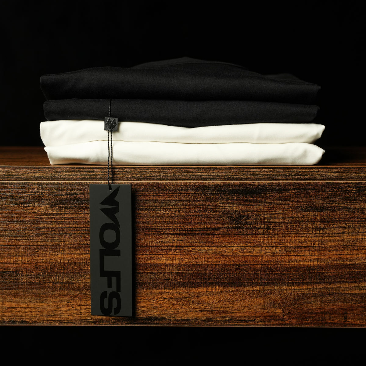 PAQUETE DE CUATRO CAMISETAS LUXXFORM